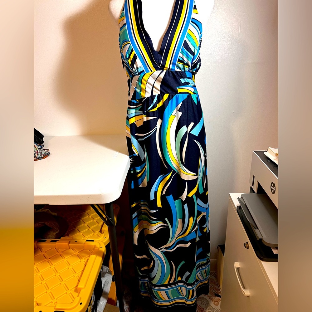 3 for $20  Bundle any 3 items priced $15 and under and get them for $20🛍️🛍️🛍️